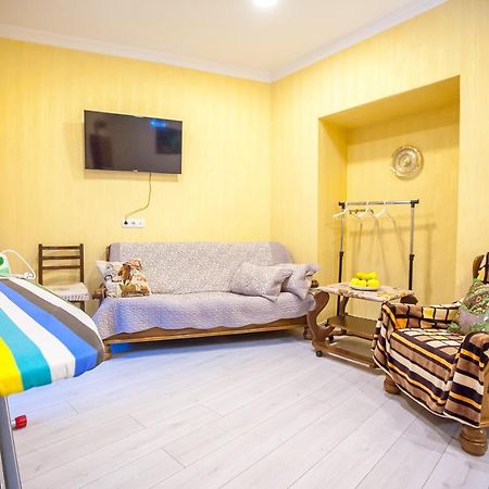 Guest House Happy Holidays Tiflis Exterior foto